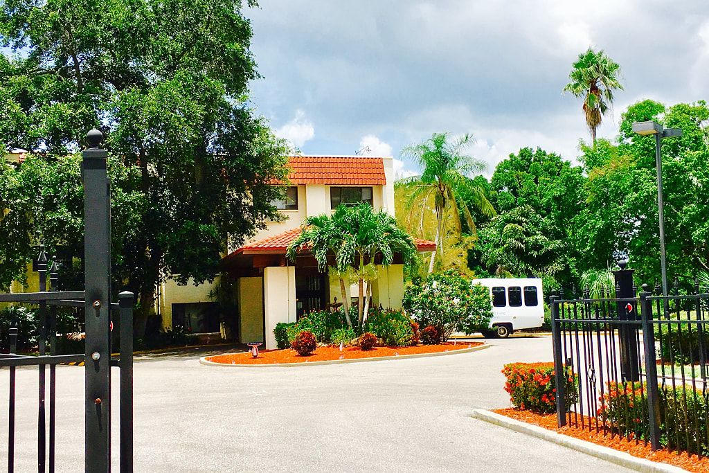 Langdon Hall (UPDATED) Get Pricing & See 12 Photos in Bradenton, FL